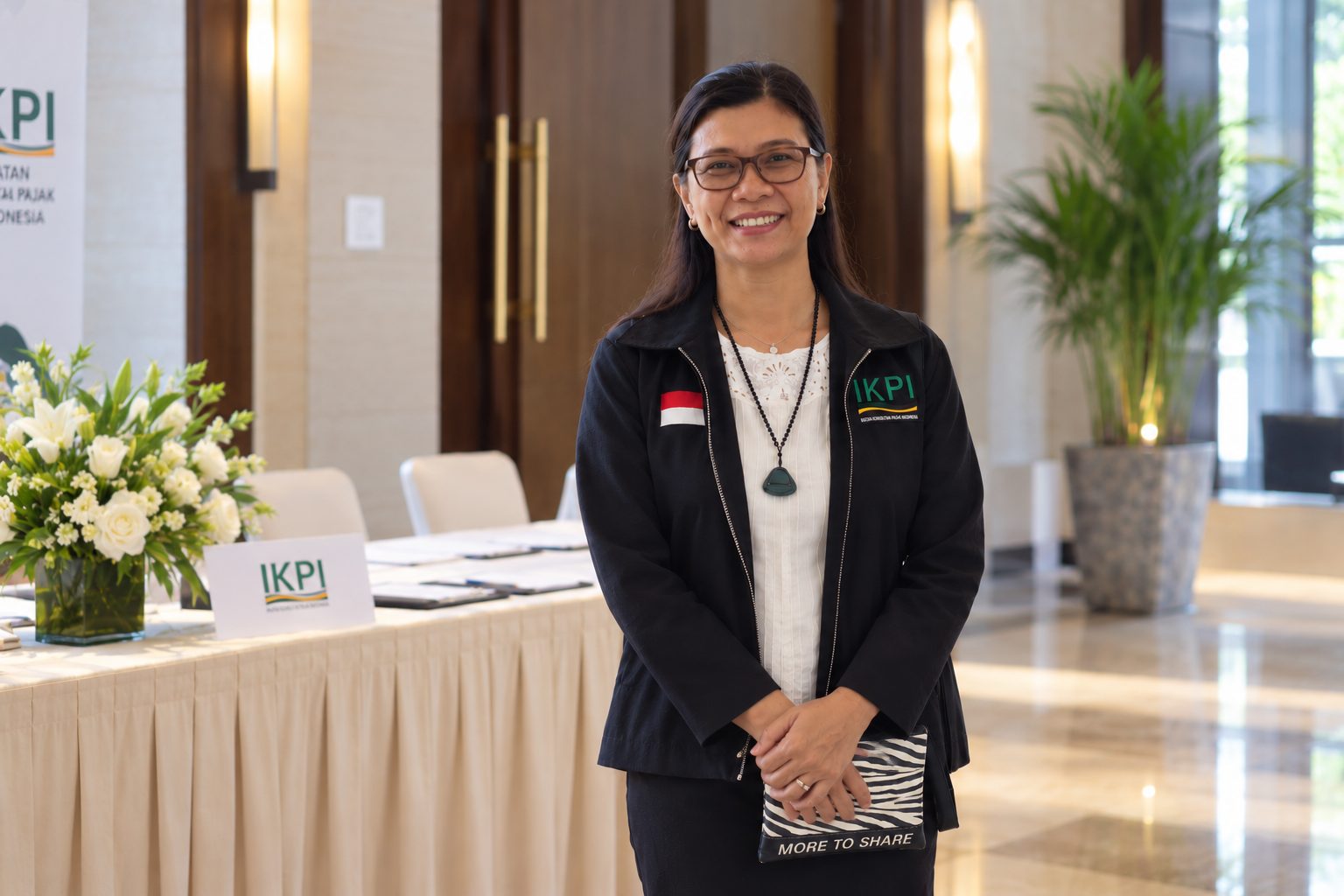Ibu Wulan at an IKPI event